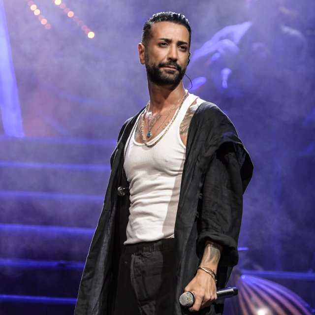 Tan Taşçı 300 milyon dijital dinlenmeyi aştı!